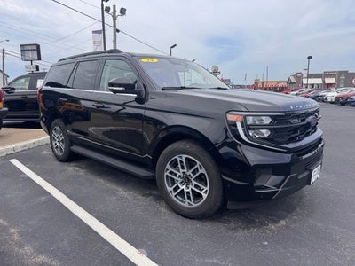 2025 Ford Expedition Active