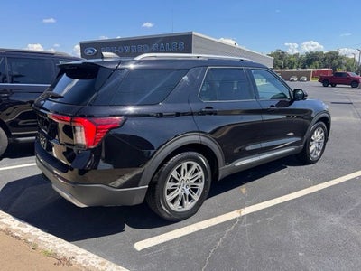 2025 Ford Explorer Platinum