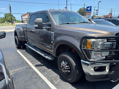 2017 Ford F-350SD Lariat DRW