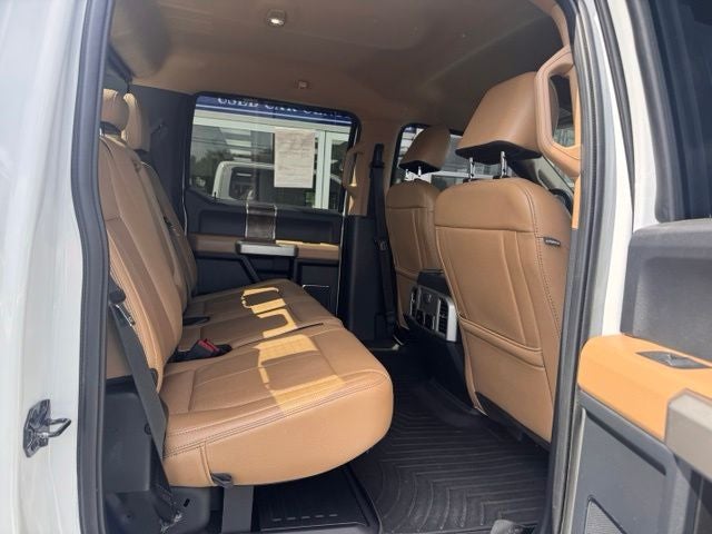 2022 Ford F-450SD Lariat DRW