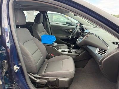 2017 Chevrolet Malibu LT 1LT