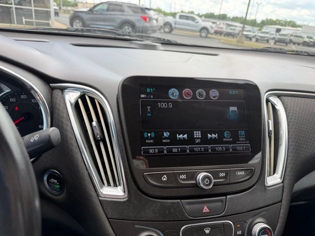 2017 Chevrolet Malibu LT 1LT