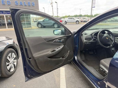 2017 Chevrolet Malibu LT 1LT