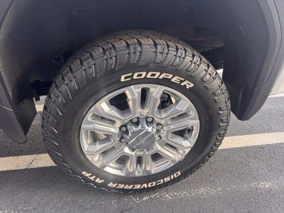 2023 GMC Sierra 2500HD Denali