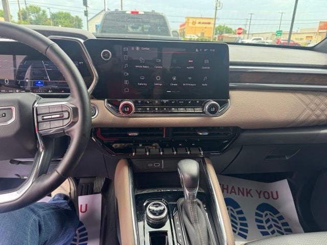 2024 GMC Canyon Denali