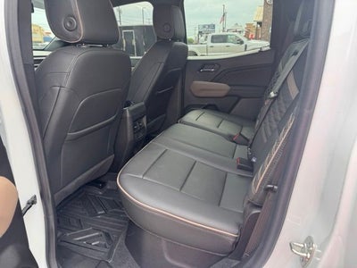 2024 GMC Canyon Denali