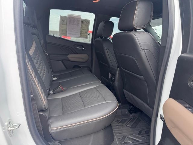 2024 GMC Canyon Denali