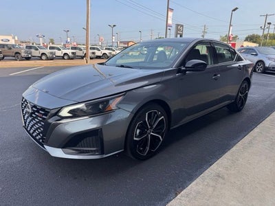 2025 Nissan Altima 2.5 SR
