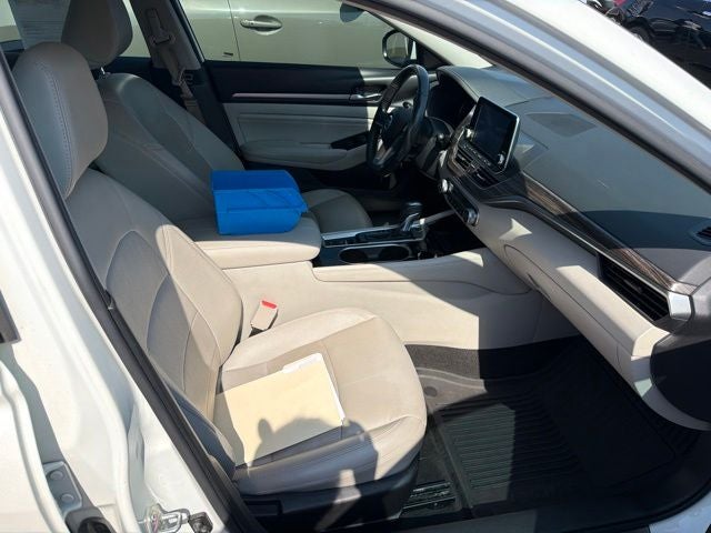 2022 Nissan Altima 2.5 SL
