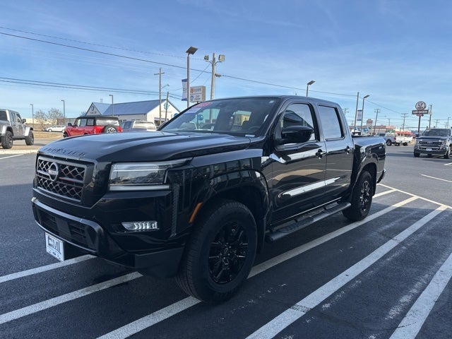2023 Nissan Frontier SV