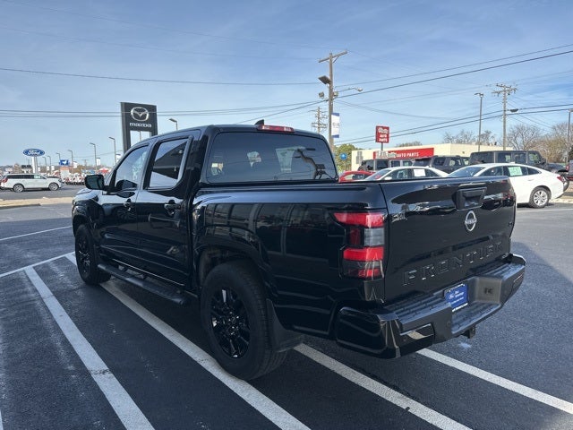 2023 Nissan Frontier SV