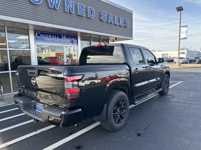 2023 Nissan Frontier SV