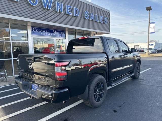 2023 Nissan Frontier SV
