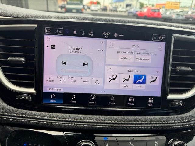 2023 Chrysler Pacifica Hybrid Touring L