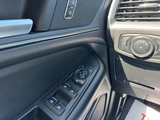 2024 Ford Edge SE
