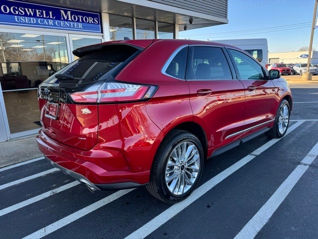 2024 Ford Edge Titanium