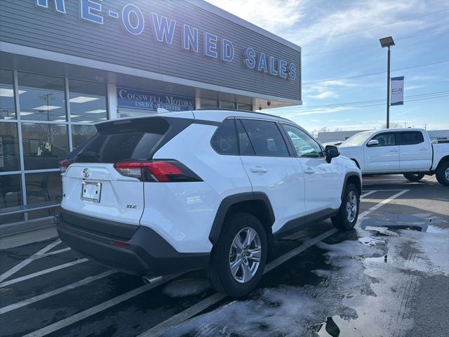 2024 Toyota RAV4 XLE