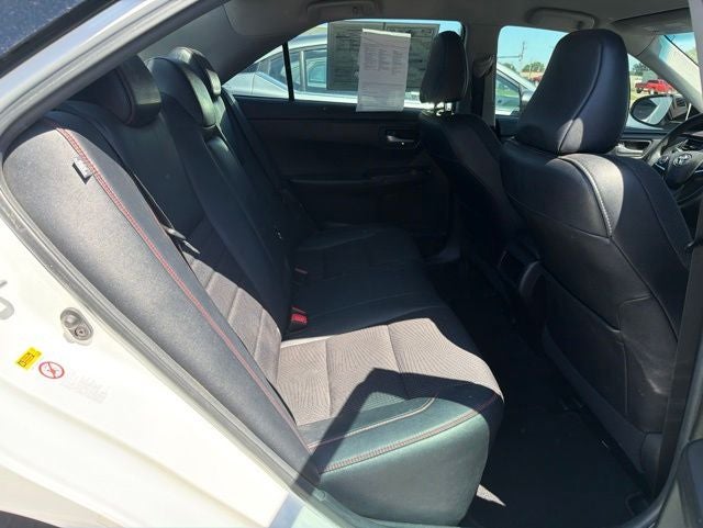 2017 Toyota Camry SE