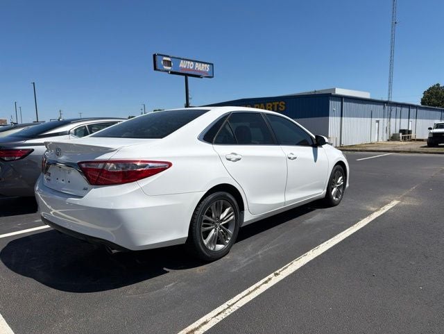 2017 Toyota Camry SE