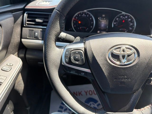 2017 Toyota Camry SE