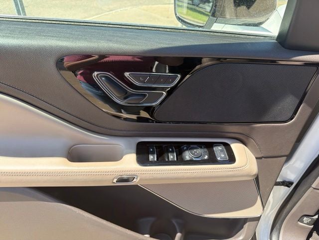 2024 Lincoln Aviator Premiere