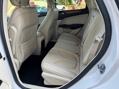 2015 Lincoln MKC Base