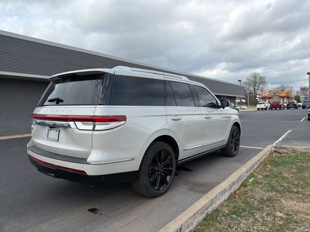 2023 Lincoln Navigator Reserve