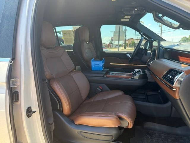 2024 Lincoln Navigator L Reserve