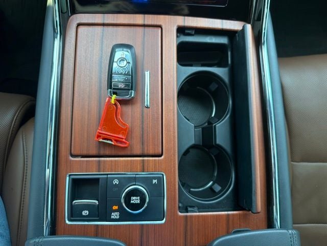2024 Lincoln Navigator L Reserve