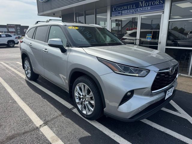 2023 Toyota Highlander XLE