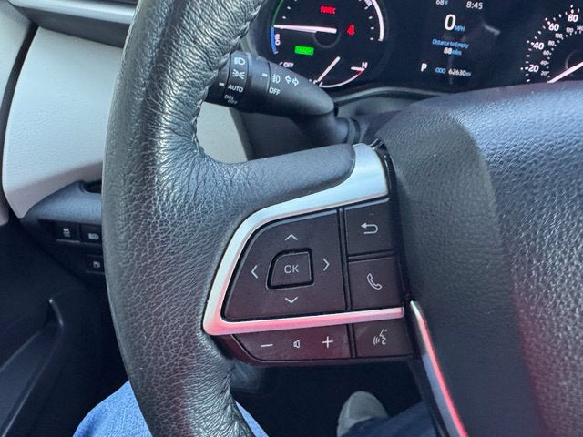 2023 Toyota Sienna XLE 8 Passenger