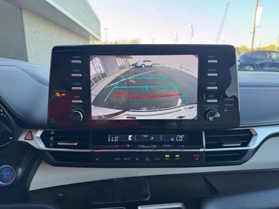2023 Toyota Sienna XLE 8 Passenger