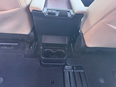 2023 Toyota Sienna XLE 8 Passenger