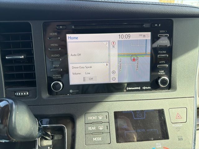 2019 Toyota Sienna L 7 Passenger