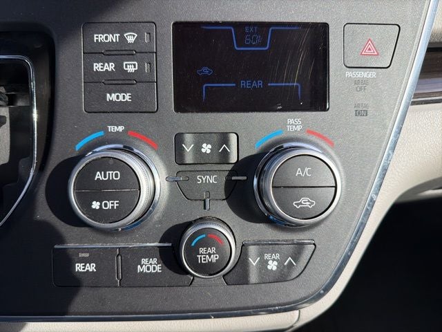 2019 Toyota Sienna L 7 Passenger