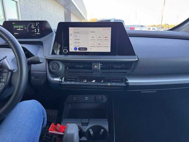 2025 Toyota Prius LE