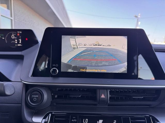 2025 Toyota Prius LE