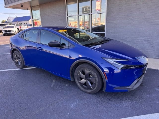 2025 Toyota Prius LE