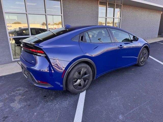 2025 Toyota Prius LE