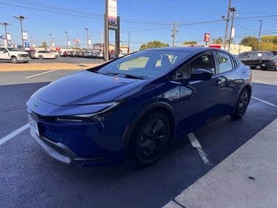 2025 Toyota Prius LE