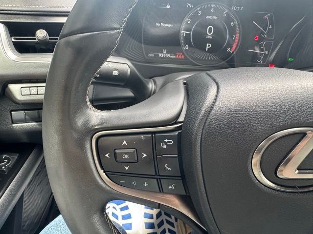 2022 Lexus UX 200 Base