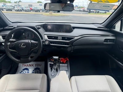 2022 Lexus UX 200 Base