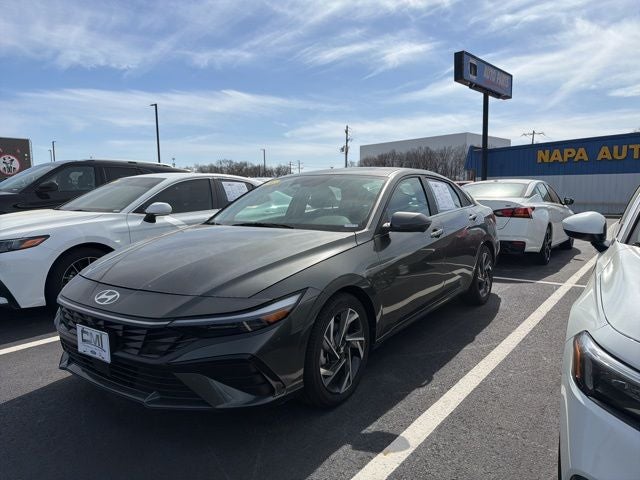 2024 Hyundai Elantra Limited
