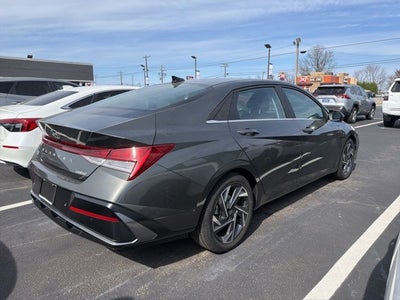 2024 Hyundai Elantra Limited