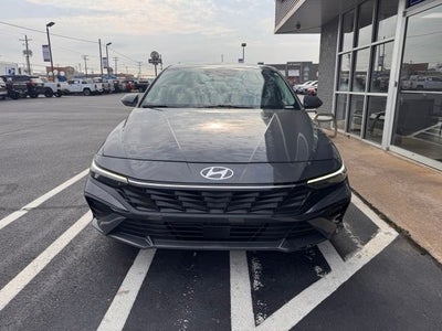 2025 Hyundai Elantra Limited
