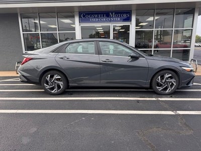 2025 Hyundai Elantra Limited