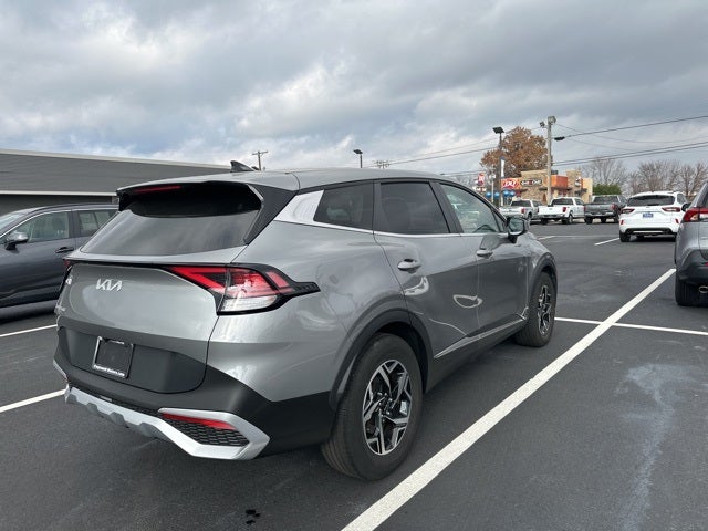 2024 Kia Sportage LX